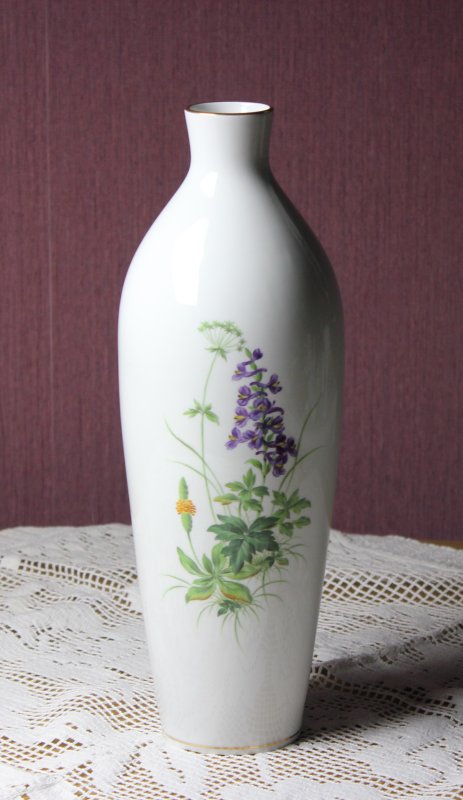 Meissen Vase im Dekor Wiesenblumen 38 cm hoch 1.Wahl